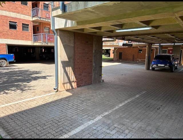 8 BEDROOM PROPERTY TO RENT IN HATFIELD